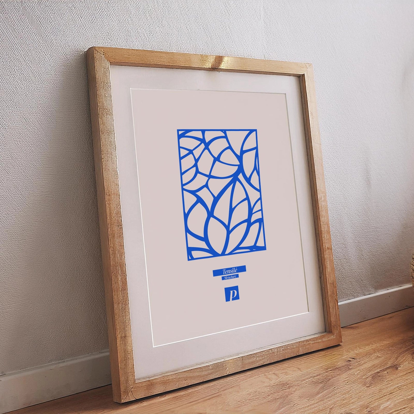 Abstraktes Poster mit blauem Tensile-Linienmuster, geometrischer Tiefe und natürlicher Ausstrahlung